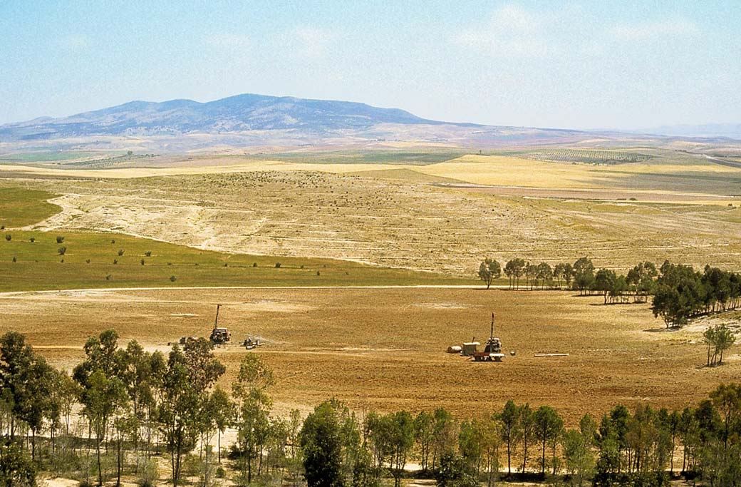 Sondage profond effectué pour la recherche de plomb-zinc à Bougrine (Tunisie). © BRGM